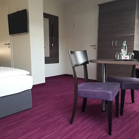 Am Weinberg Guest house *