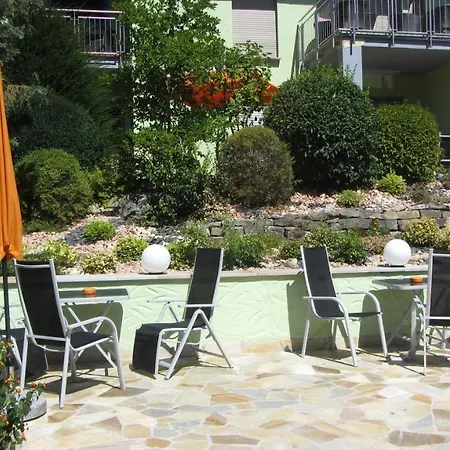 Am Weinberg Guest house